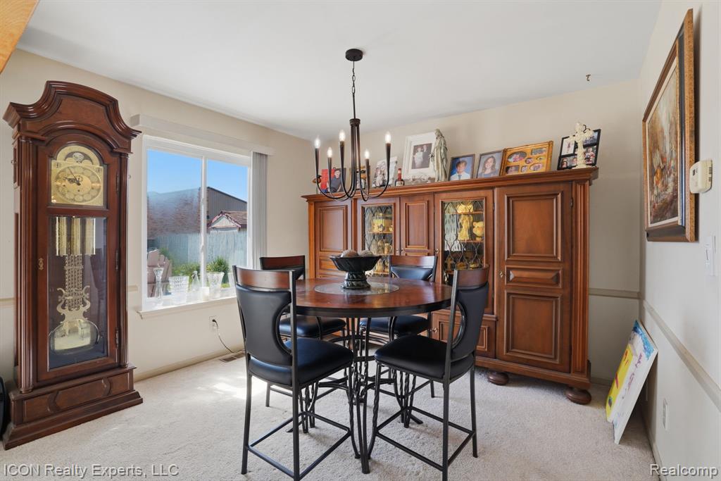 40567 Santoni Drive, Clinton Twp, MI 48038 — Photo 10
