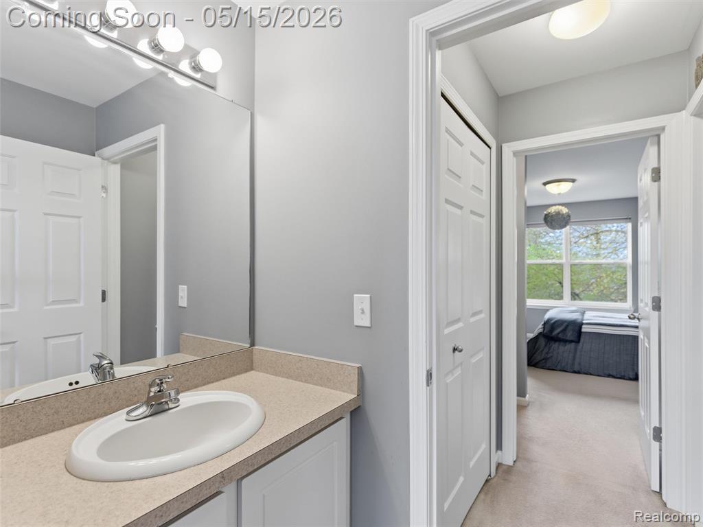 6910 Oakhurst Ridge Road, Clarkston, MI 48348 — Photo 33