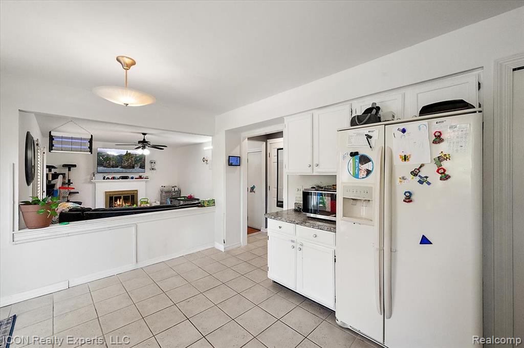 44831 Huntington Drive, Novi, MI — Photo 12