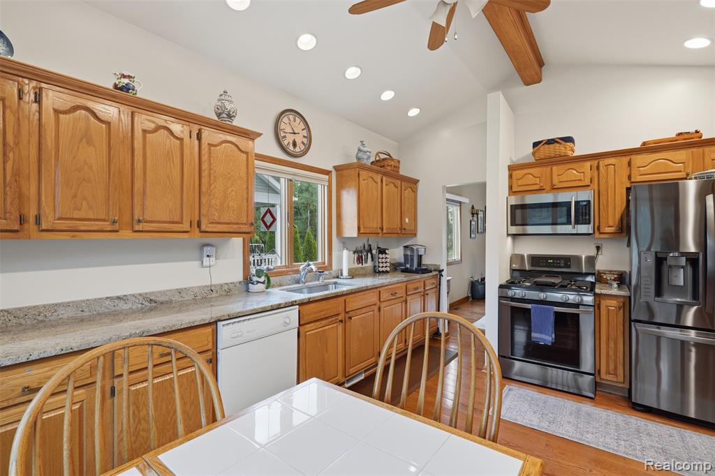 9210 Newburgh Road, Livonia, MI 48150 — Photo 11