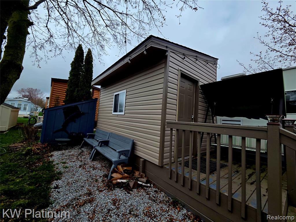 5236 Fredicksburg Ln, Lexington, MI 48450 — Photo 2