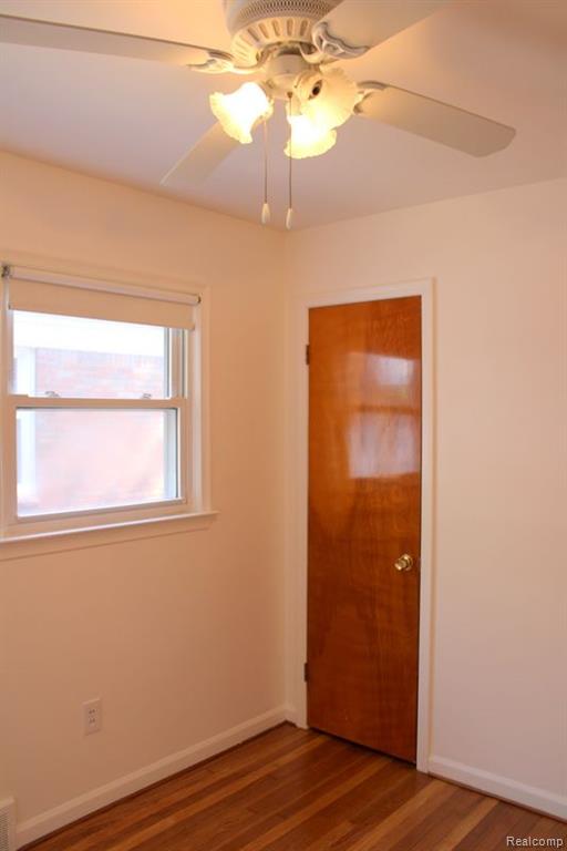 7687 CORTLAND Avenue, Allen Park, MI 48101 — Photo 32