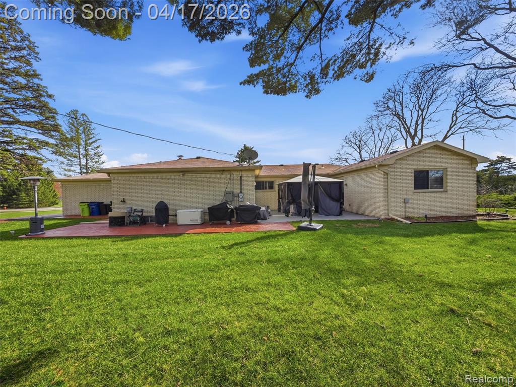 4886 Beacon Hill Drive, Bloomfield Hills, MI 48301 — Photo 85