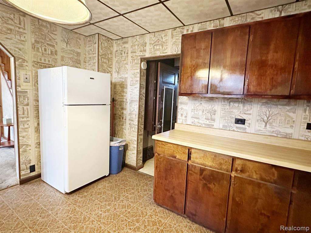 426 PLUM Street, Wyandotte, MI 48192 — Photo 18