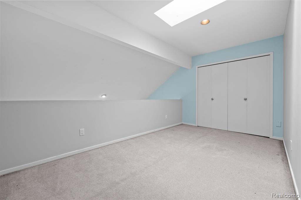 10785 Oxbow Lakeshore Drive, White Lake, MI — Photo 24