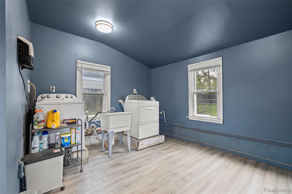7011 Belton Street, Garden City, MI — Photo 16