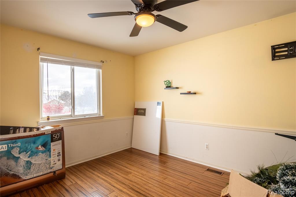 48850 Village Drive, Macomb, MI 48044 — Photo 28