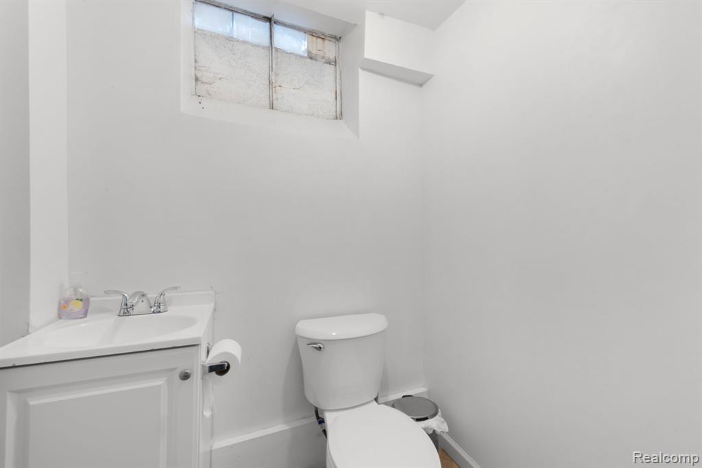 19371 Monica Street, Detroit, MI 48221 — Photo 39