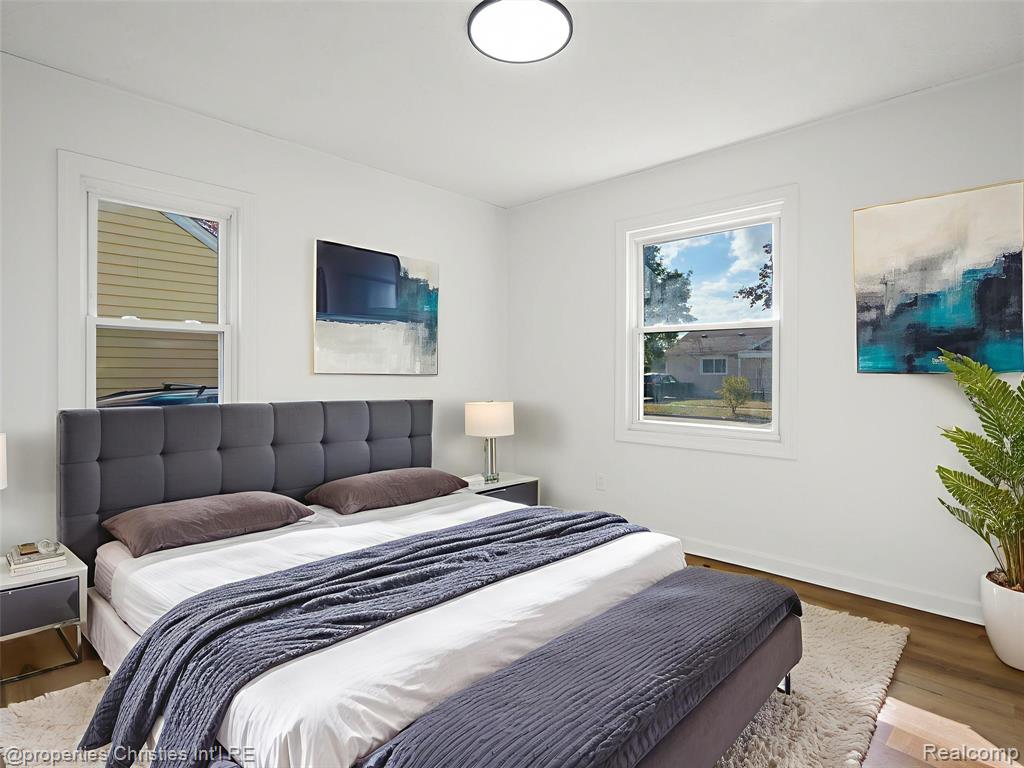 8770 Leroy Street, Oak Park, MI 48237 — Photo 13