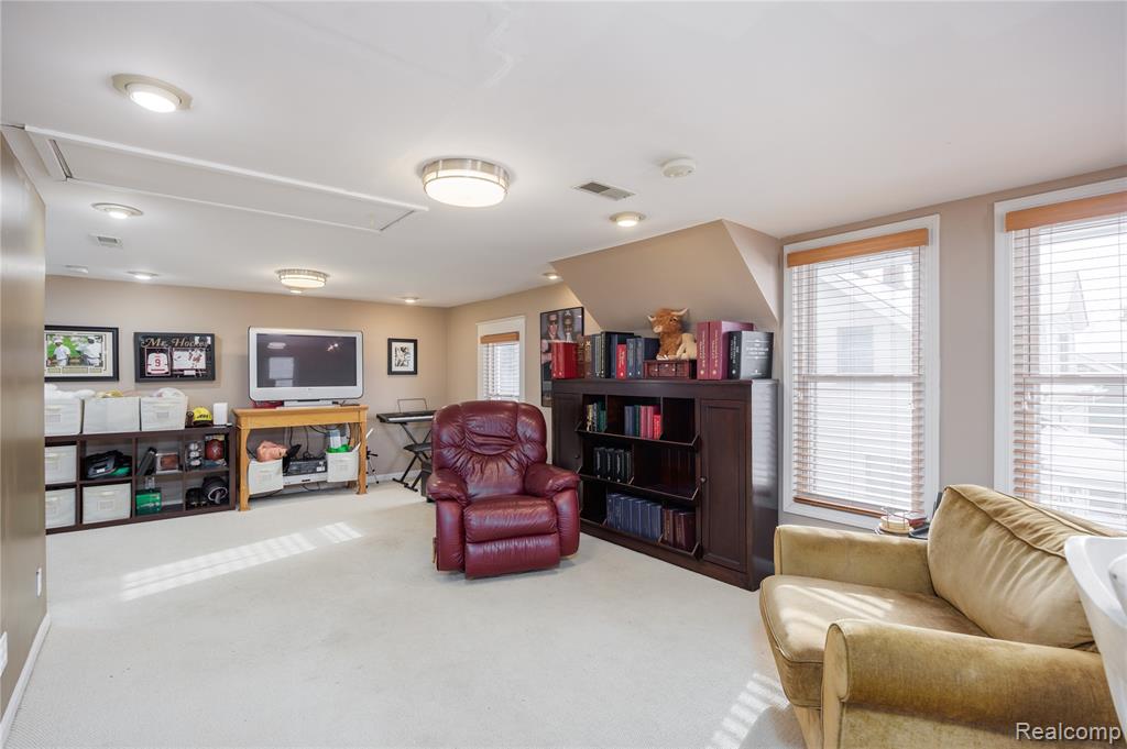 815 N Main Street, Rochester, MI 48307 — Photo 25