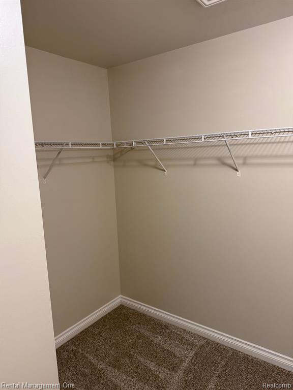 5709 HAMPSHIRE Lane, Ypsilanti, MI 48197 — Photo 13