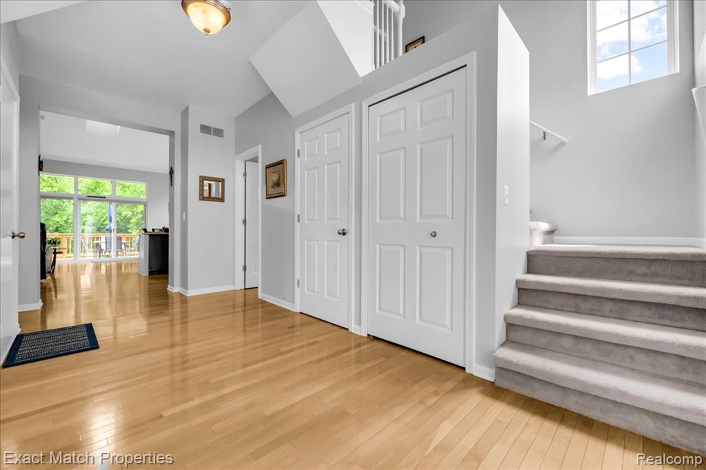 971 Sloane Court, 4, White Lake, MI — Photo 19