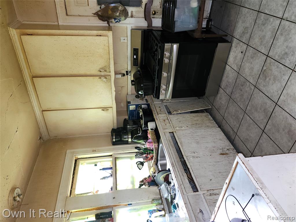7151 Tuxedo Street, Detroit, MI 48204 — Photo 11