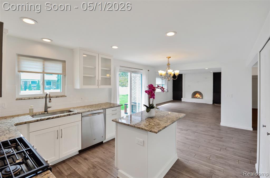 1100 Shallowdale Drive, Troy, MI 48085 — Photo 17
