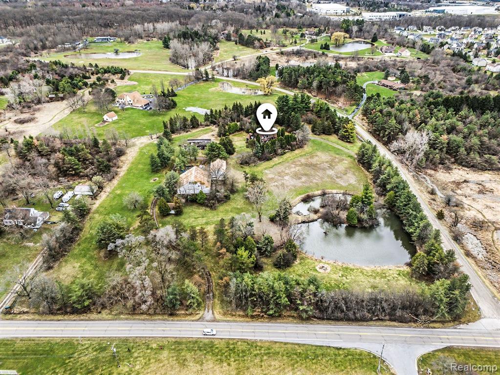 4385 Warwick Circle Drive, Grand Blanc, MI 48439 — Photo 3