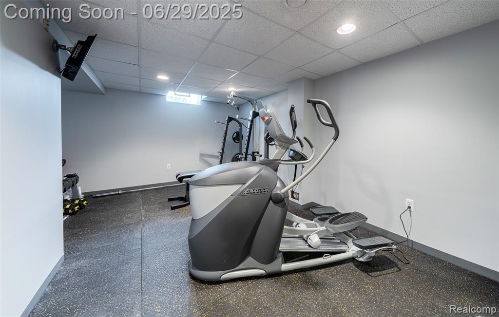 4240 Blue Heron Drive, Auburn Hills, MI 48326 — Photo 34