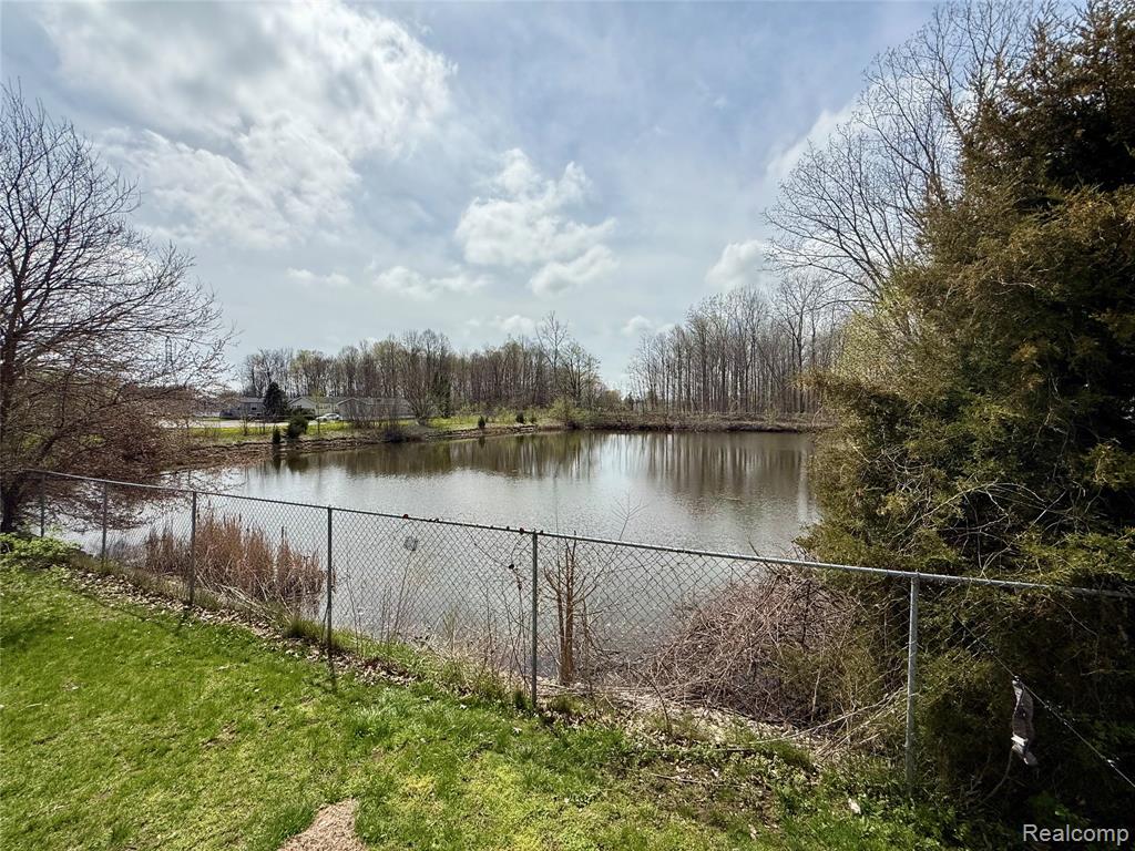 6988 Mckean, Ypsilanti, MI 48197 — Photo 20