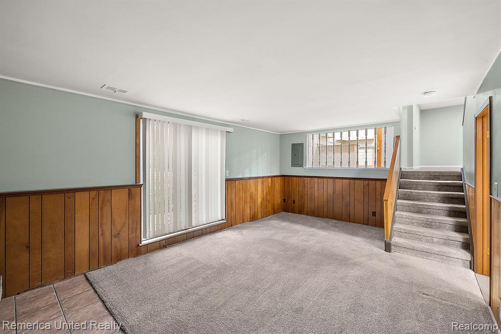 876 RIDGEMONT Street, Commerce Twp, MI 48382 — Photo 28