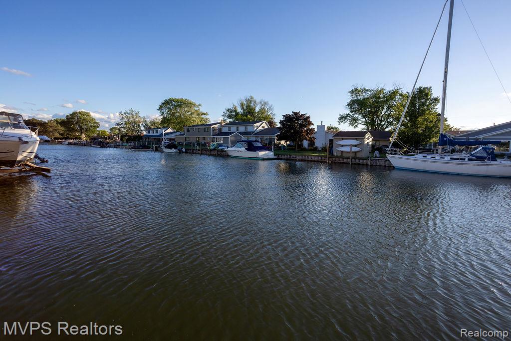 39415 E Archer Drive, Harrison Township, MI — Photo 64