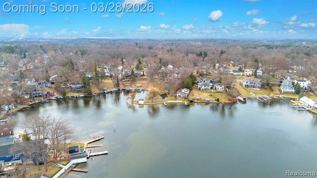 664 King Circle, Lake Orion, MI 48362 — Photo 10