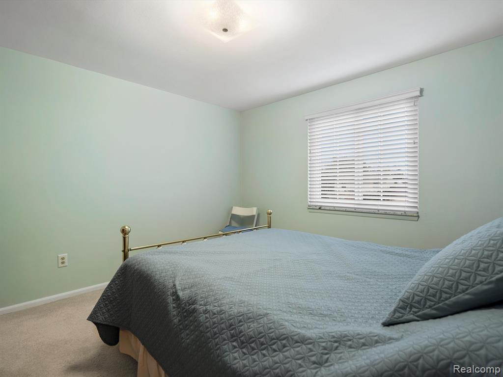 825 DARTFORD PLACE Drive, Rochester Hills, MI 48307 — Photo 24