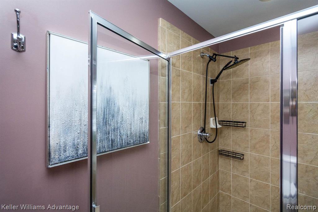 24975 Bloomfield Court, Novi, MI — Photo 24