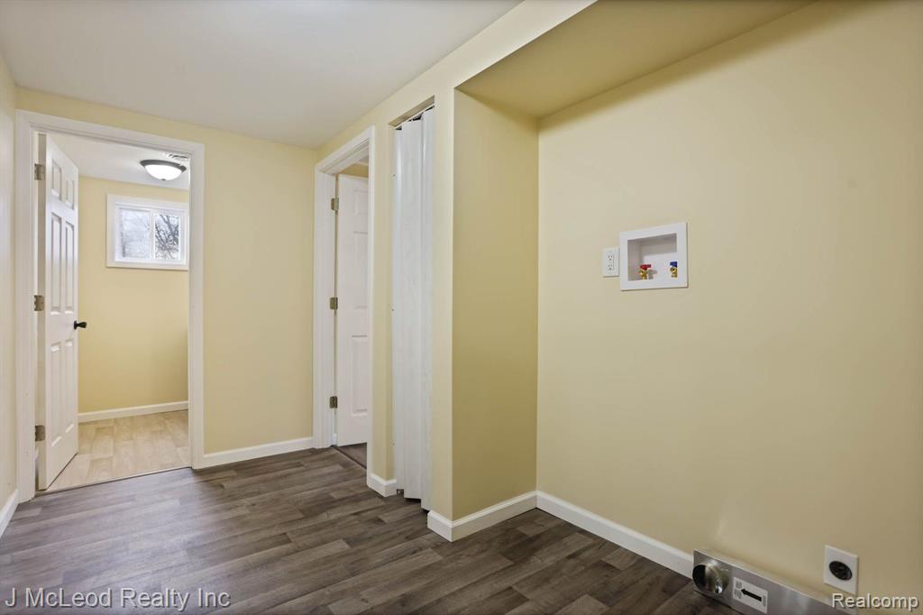 215 ARROWHEAD Drive, Prudenville, MI 48651 — Photo 15