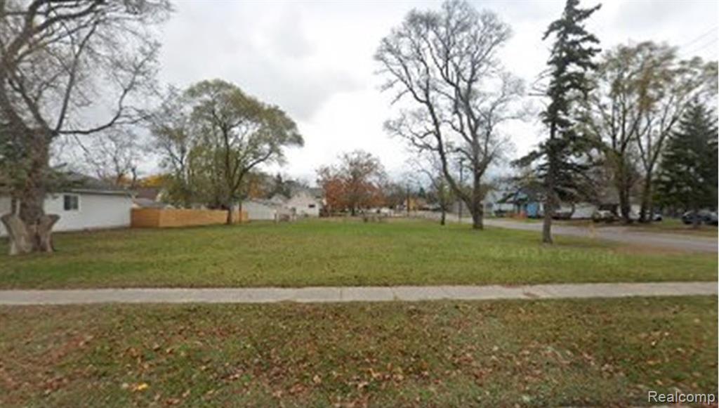 1103 Cedar Street, Port Huron, MI 48060