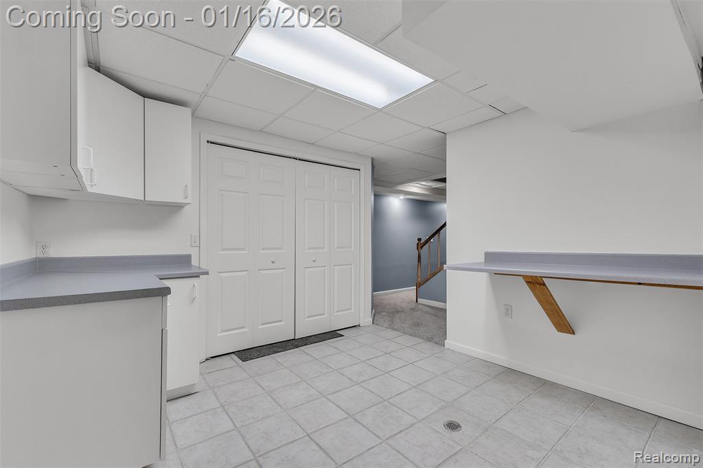 9035 Farmington Road, Livonia, MI 48150 — Photo 54