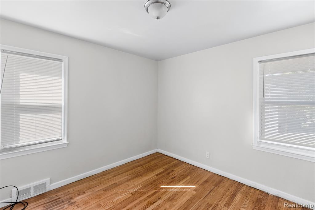 19957 Chapel Street, Detroit, MI 48219 — Photo 12
