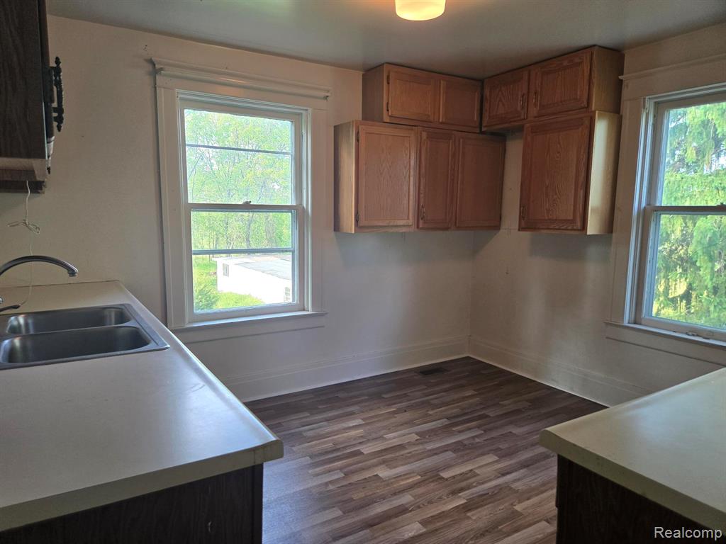 812 Academy Road, Holly, MI 48442 — Photo 18