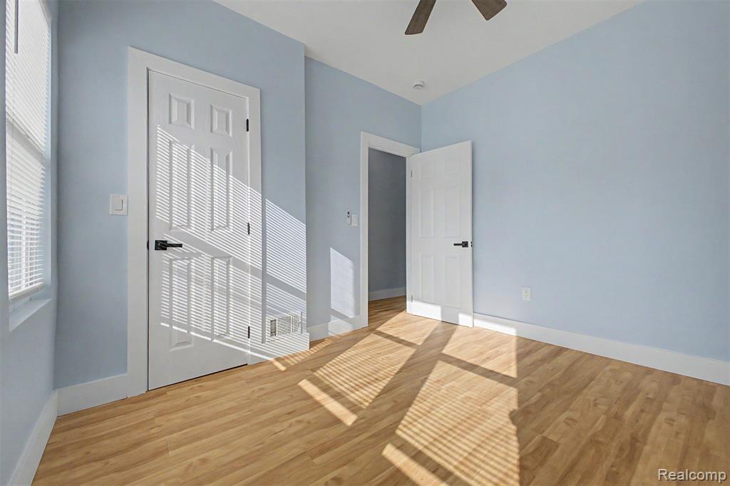 5060 S Clarendon Street, Detroit, MI 48204 — Photo 17
