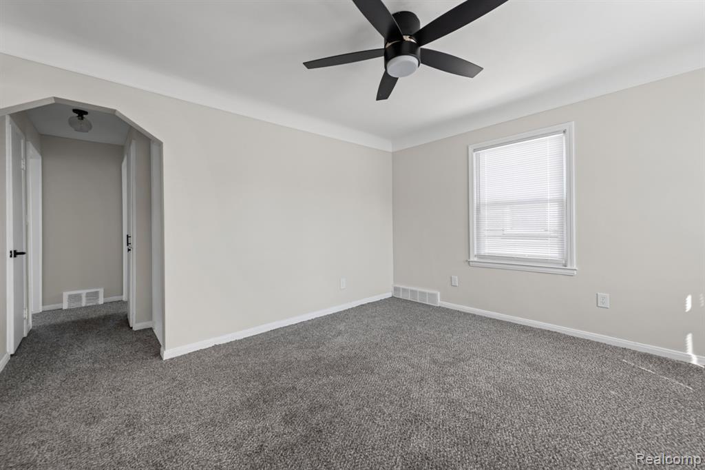 582 Mill Street, Lincoln Park, MI 48146 — Photo 6
