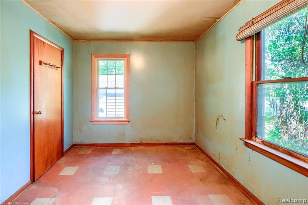 4425 West Street, Leonard, MI 48367 — Photo 16