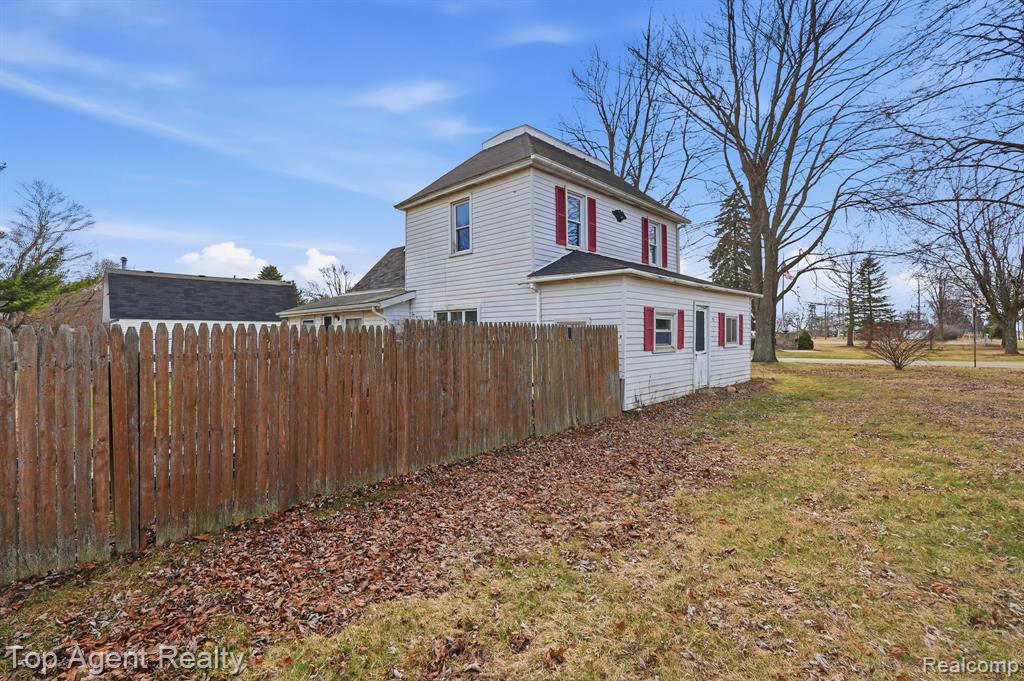 95 W Lapeer Street, Peck, MI 48466 — Photo 32