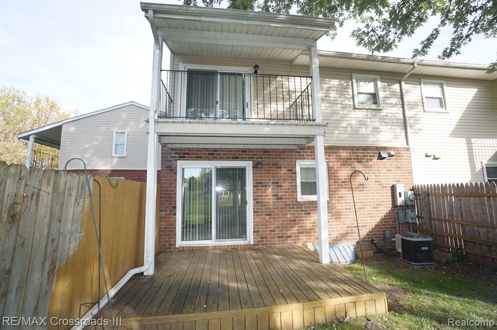 13378 N LAKE POINT Boulevard N, 2-4, Van Buren, MI 48111 — Photo 22