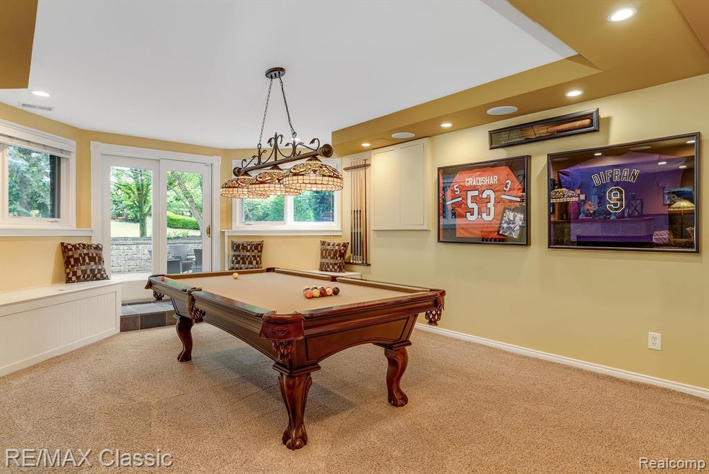 18416 CLAIRMONT Circle E, Northville, MI 48168 — Photo 38