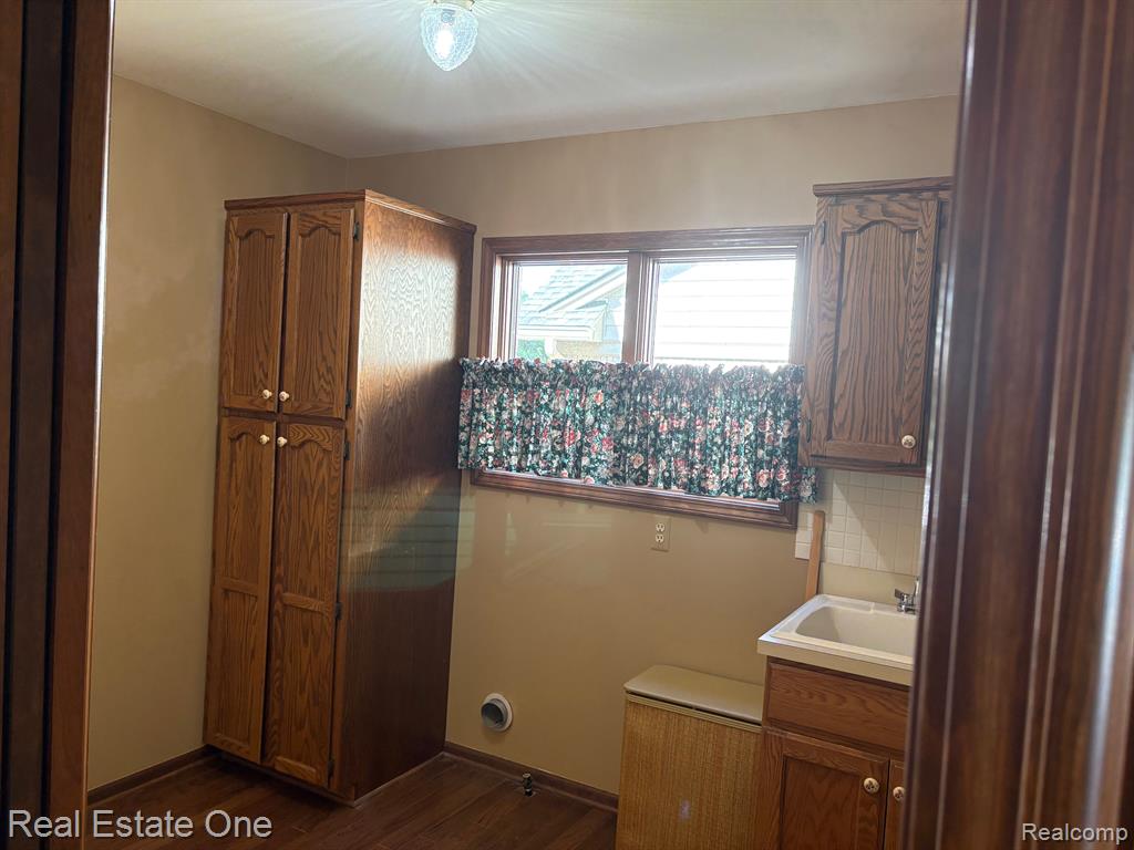 39858 Wilmette Drive Drive, Sterling Heights, MI 48313 — Photo 27
