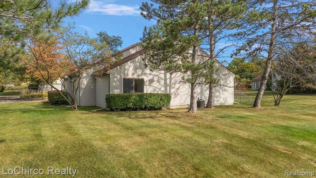 733 Hamilton Court, Rochester Hills, MI 48307 — Photo 59