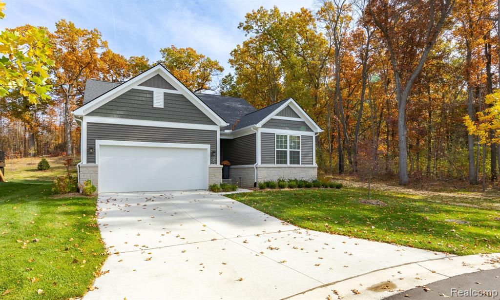 4397 SILICA Drive, Lake Orion, MI — Photo 2