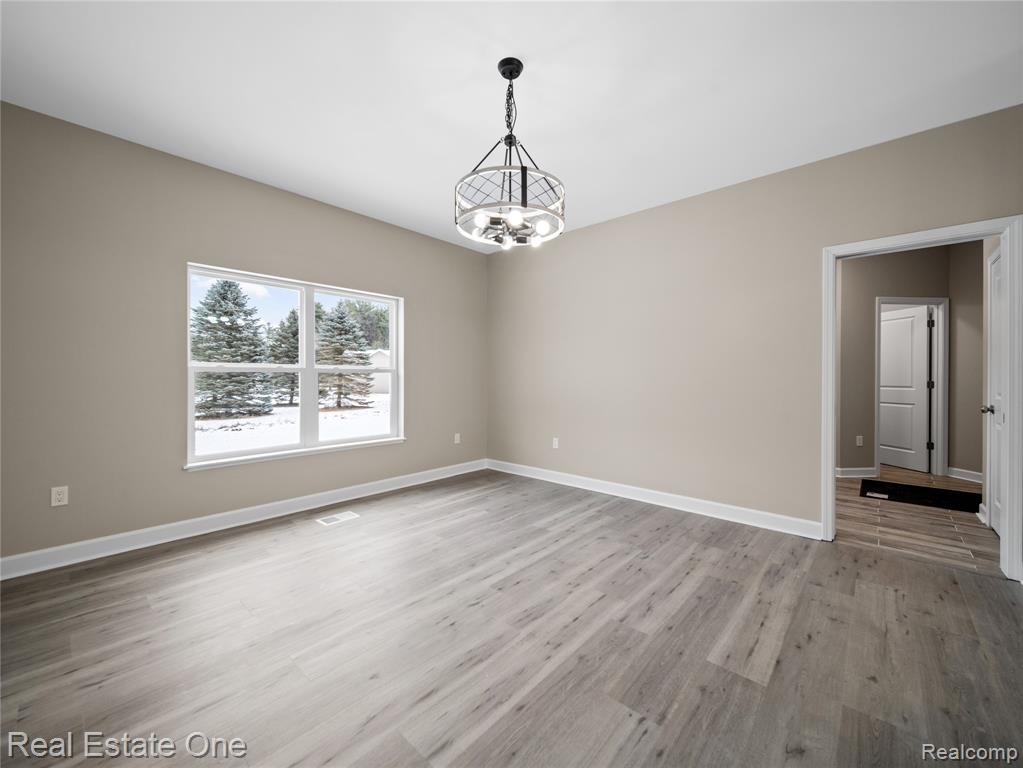 8527 Mystic Pines Court, Pinckney, MI 48169 — Photo 7