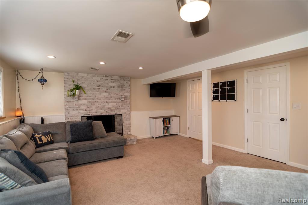 13257 Strong Boulevard, South Rockwood, MI — Photo 32