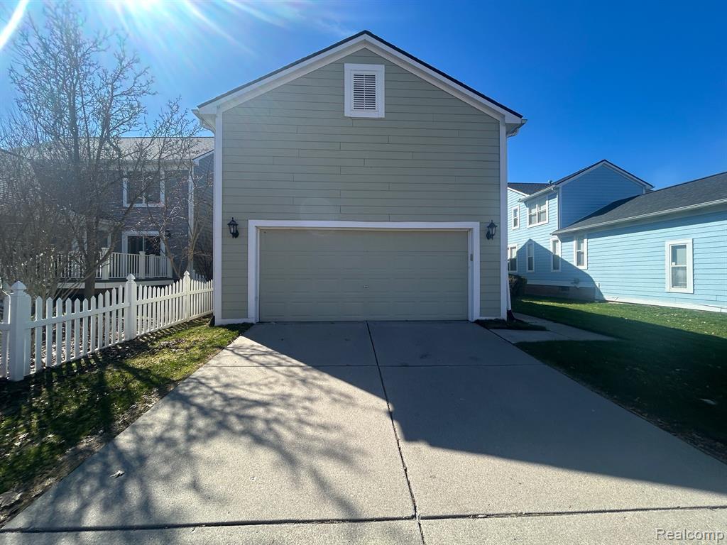42567 Whitman Way, Novi, MI — Photo 49