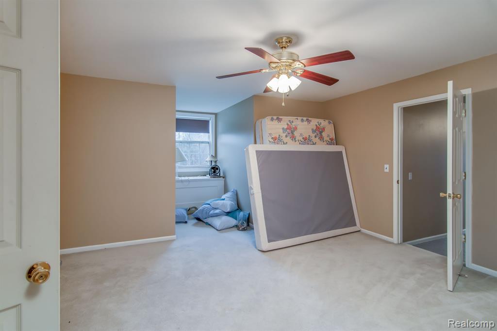 4090 PERRYVILLE Road, Ortonville, MI 48462 — Photo 33