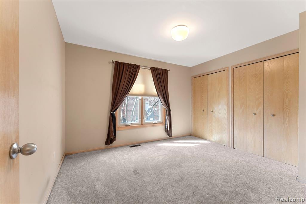 26783 PARK Lane, Woodhaven, MI 48183 — Photo 15