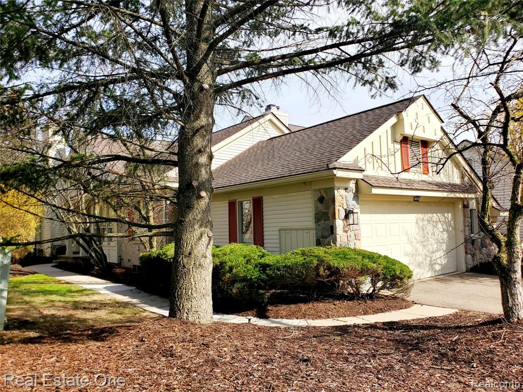 7383 SIMSBURY Drive, West Bloomfield, MI — Photo 2