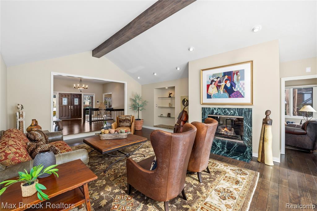 5867 BRAVO COURT, Orchard Lake Village, MI 48324 — Photo 9