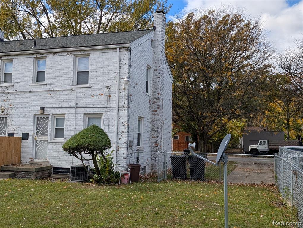 8284 Schaefer Highway, Detroit, MI 48228 — Photo 17