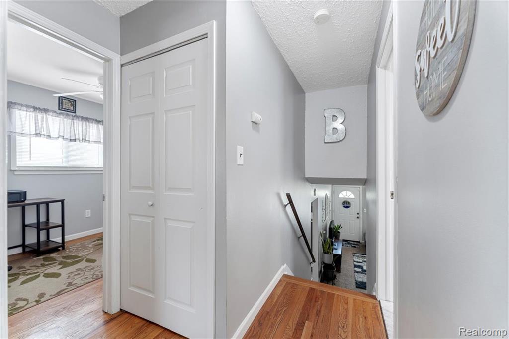 4164 Hazel Avenue, Lincoln Park, MI 48146 — Photo 8