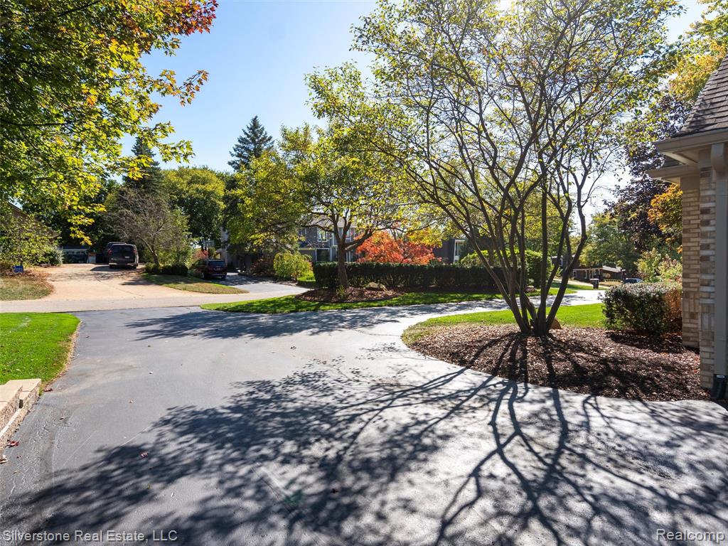 3439 Aquarious Circle, Oakland, MI — Photo 41